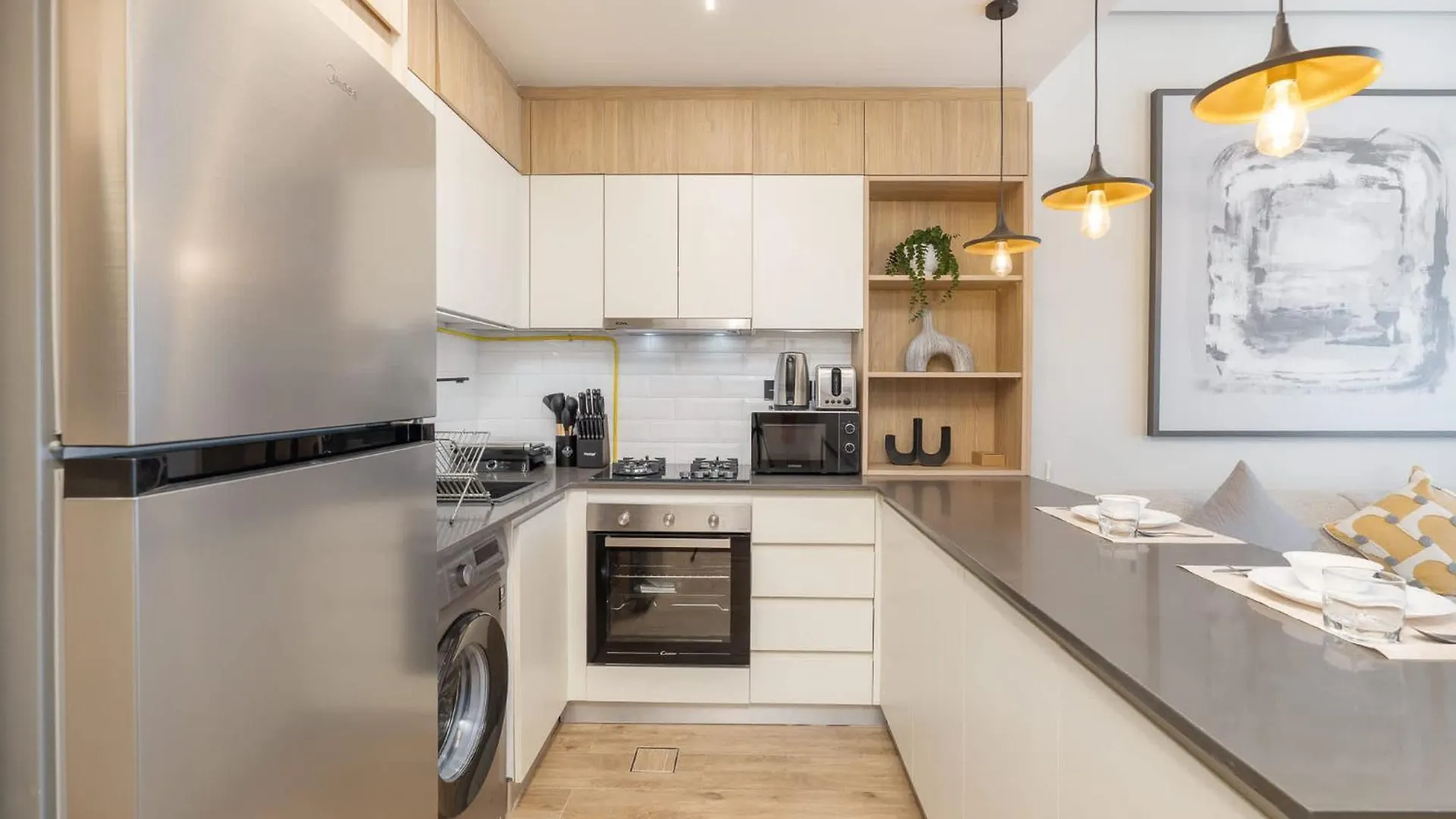 Exceptional Studio In Rokane G25 Good For 2 Dubai United Arab Emirates