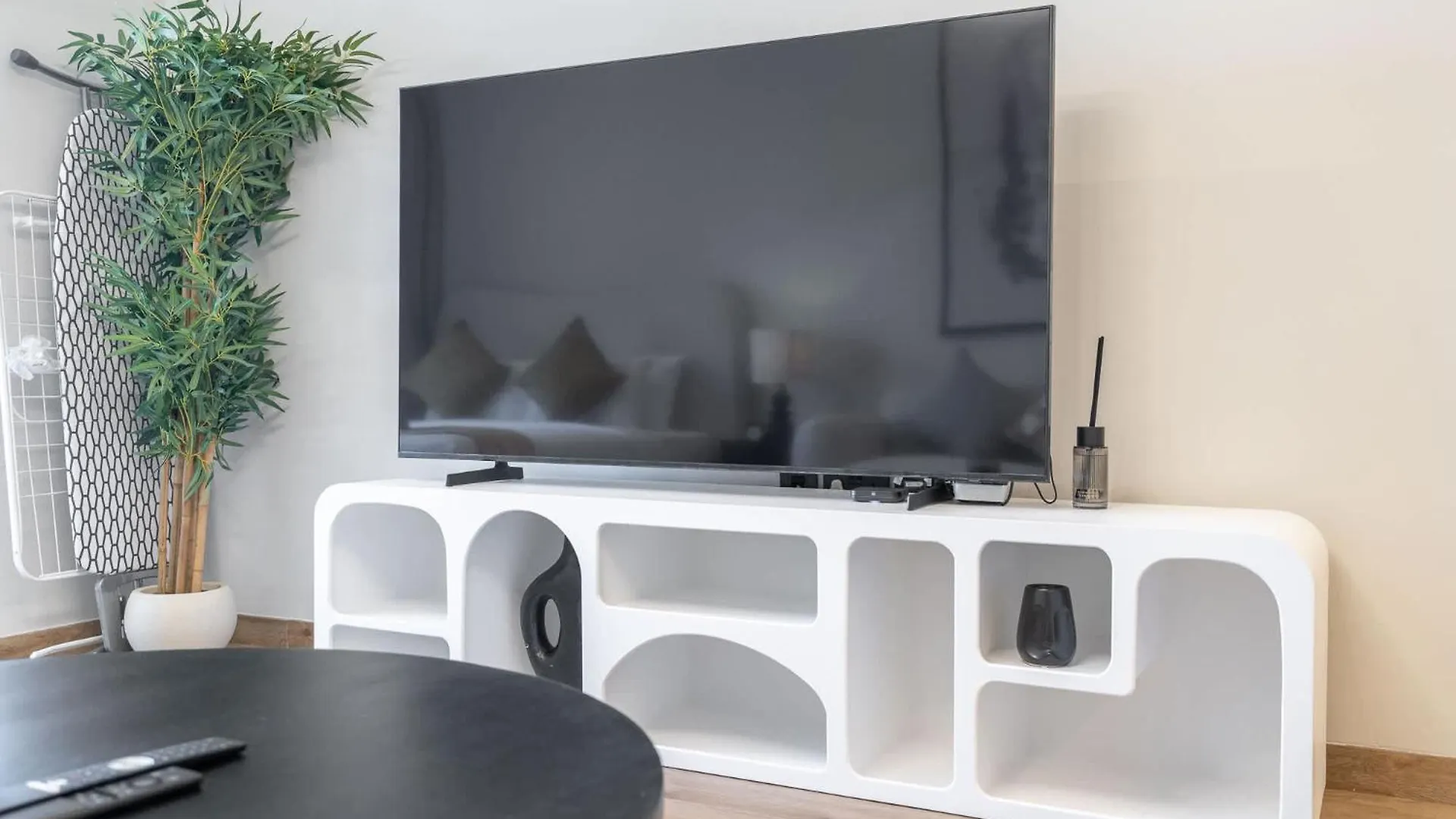 Apartment Exceptional Studio In Rokane G25 Good For 2 Dubai United Arab Emirates
