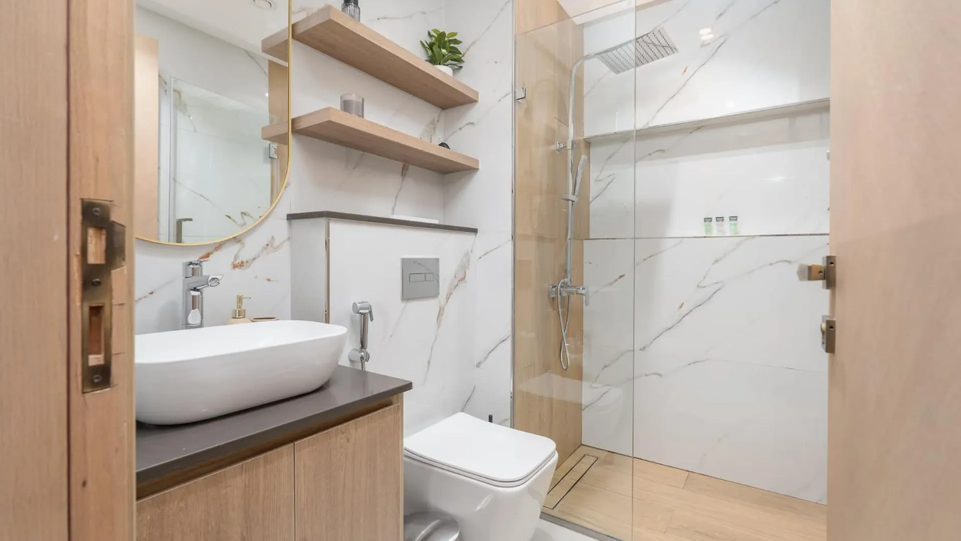 Exceptional Studio In Rokane G25 Good For 2 Дубай ОАЭ